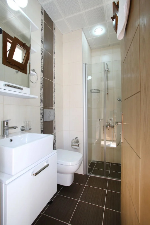 Velena Hotel