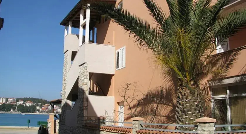 Apartments Jezerac