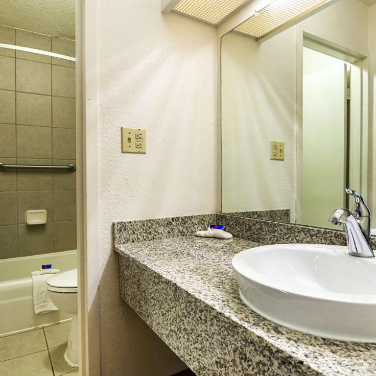Motel 6-Conyers, GA