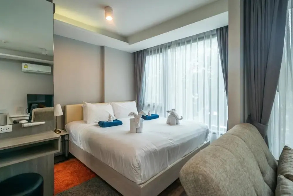 6Av 214 - Surin Beach Studio With Pool and gym