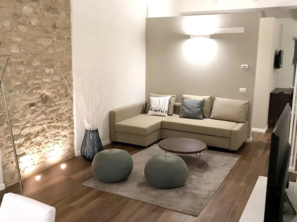 Studio in Perugia, With Pool Access, Enclosed Garden and Wifi