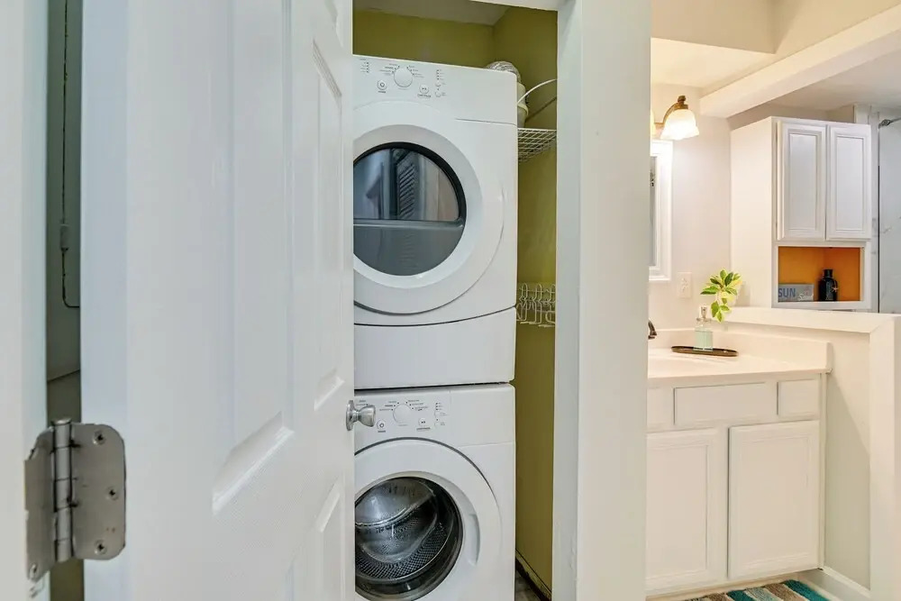 Cozy Myrtle Beach Getaway: 1 Block to Ocean!