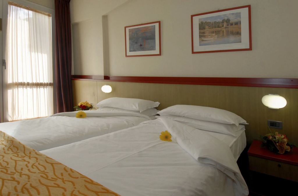 Hotel La Perla - Bike Hotel
