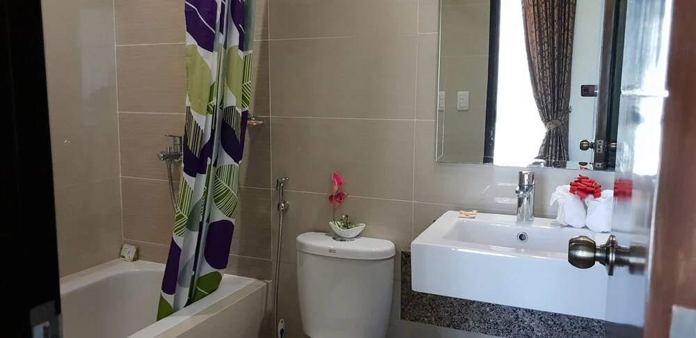 Mactan Newtown with Ocean View