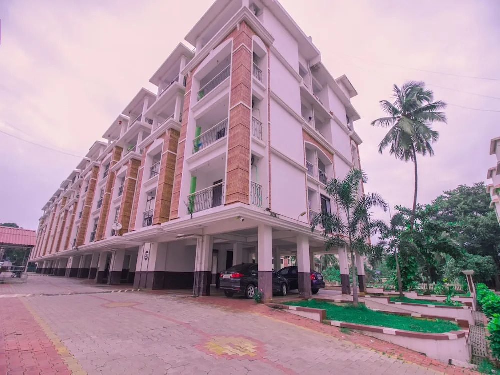 OYO 16465 Home Modern 4BHK Candolim