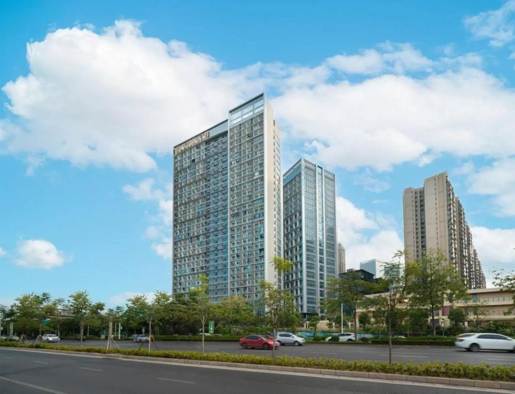 Light Time Hotel (Nanning Greenland Central Plaza)