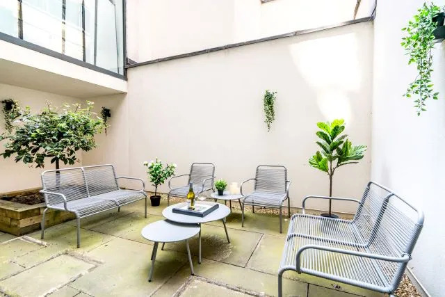 Be London - The Lincolns Inn Residences