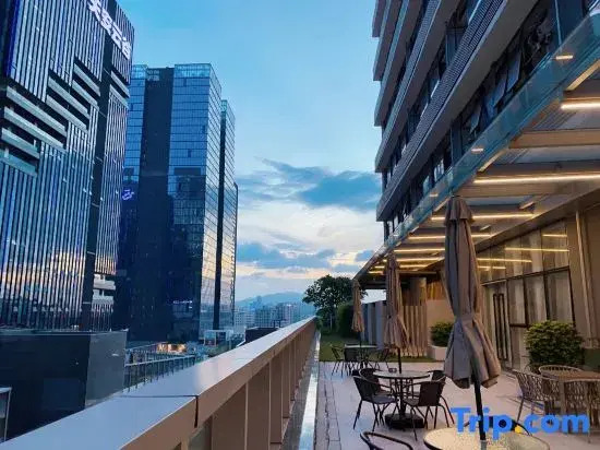Shenzhen Yungu Manli Executive Apartment (Huawei Tianan Yungu Branch)