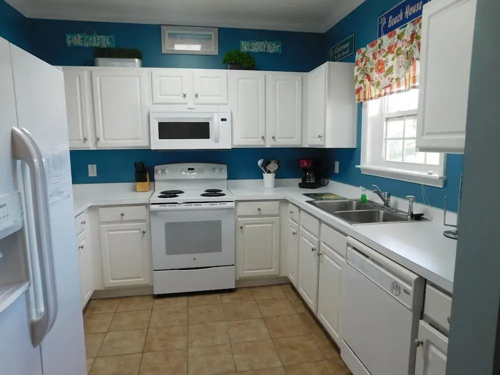 Havens #423 2 Bedroom Condo by Redawning