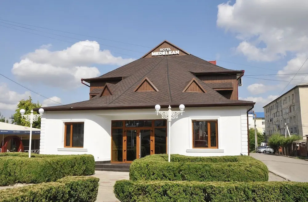 MEDELEAN HOTEL