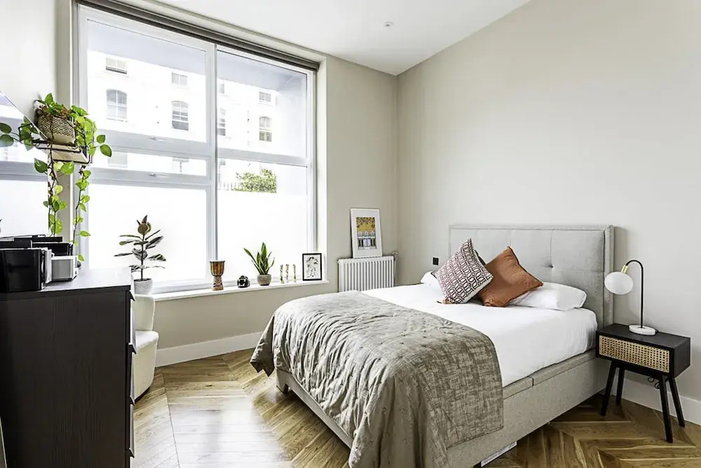 Well-decorated Notting Hill Flat