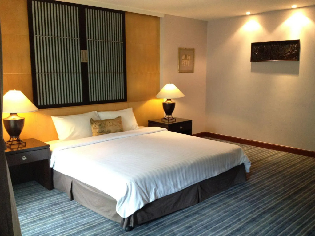 Gardengrove Suites