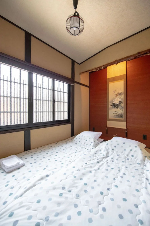 Yadoya Mibu Hakuou