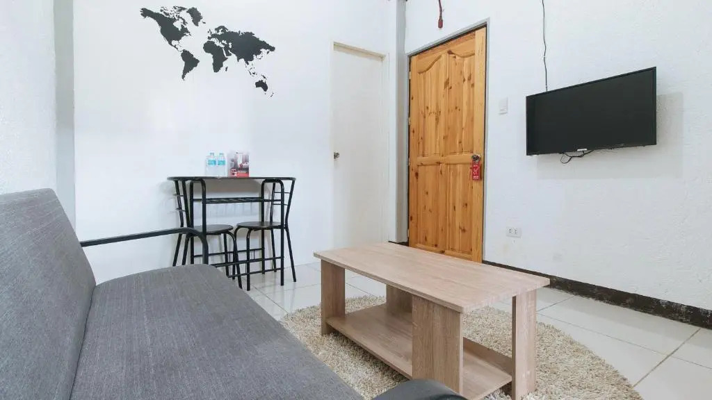 RedDoorz Plus near Tambo Paranaque