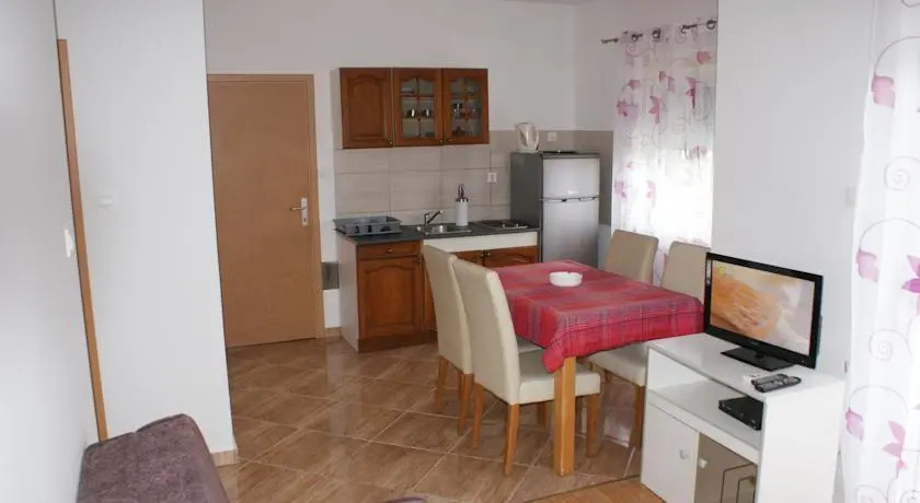 Apartments Toka