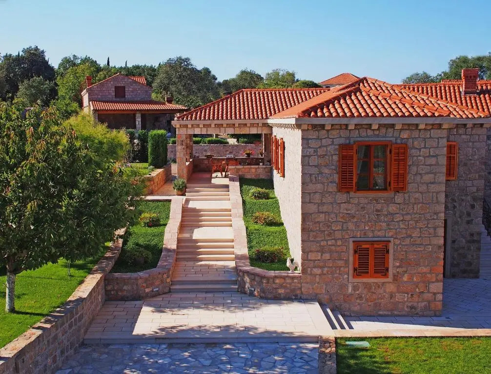 Villa Royal Palace