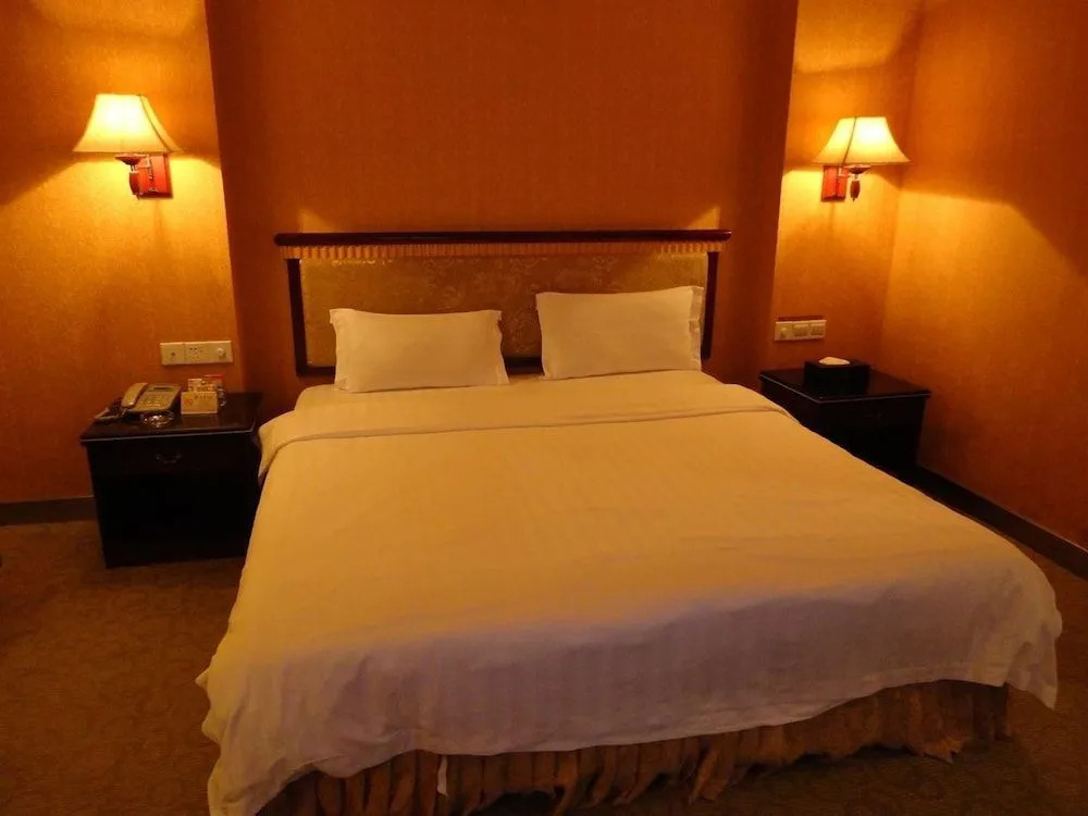 Foshan Property Hotel