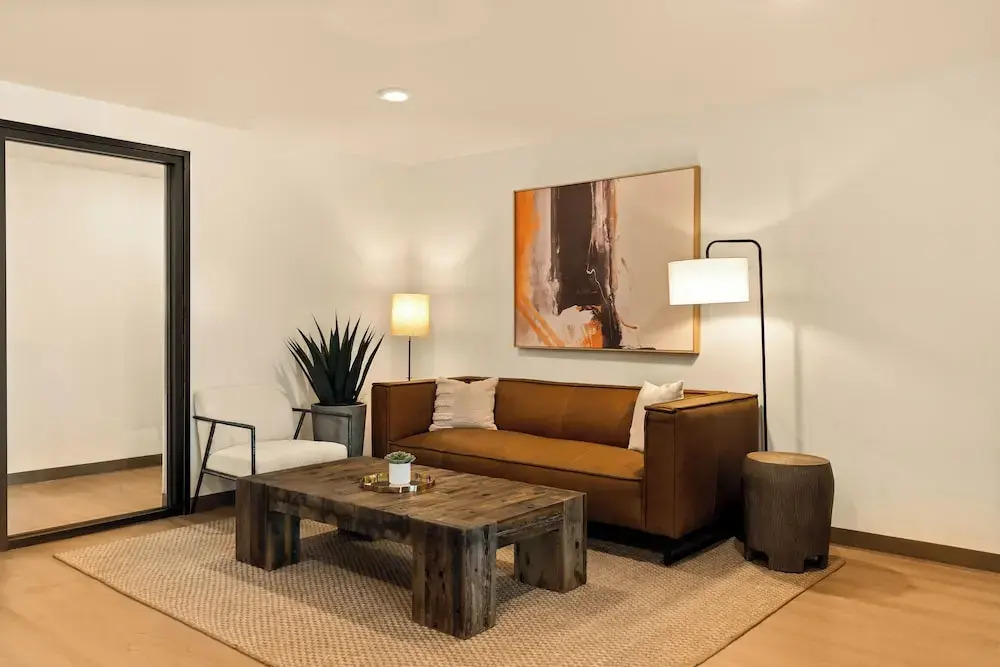 LivAway Suites Tri-Cities-Richland