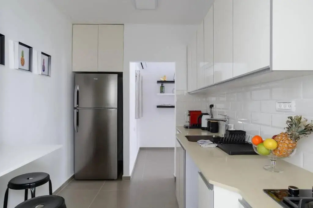 Botiuqe apartment . 100 meters from the beach