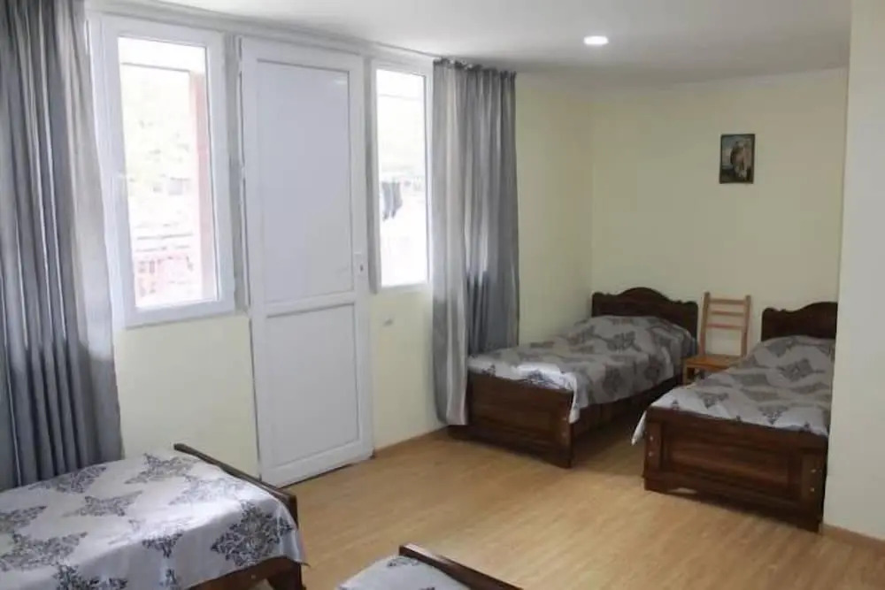 Hotel Pirosmani - Hostel