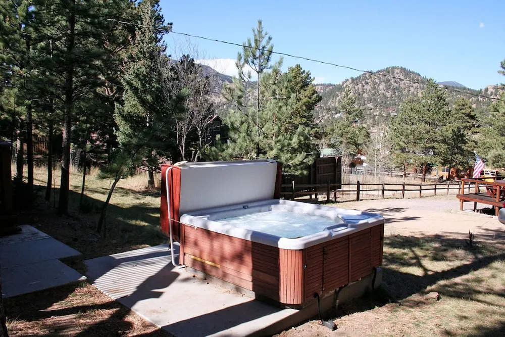 Mountain Pine Cabin by Rocky Mountain Resorts- #20-ncd0296