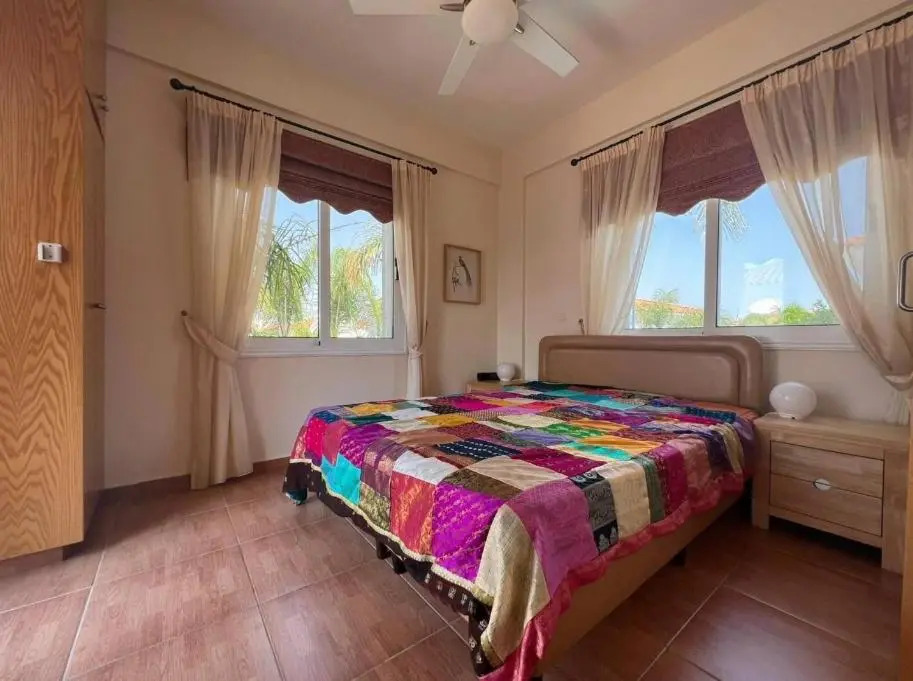 3bdr villa-pool/700m from a blue flag beach