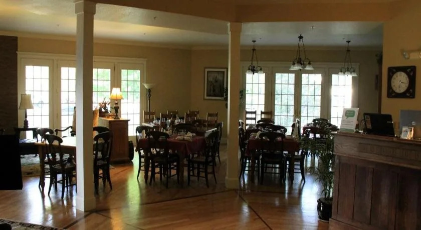 The Currier Inn