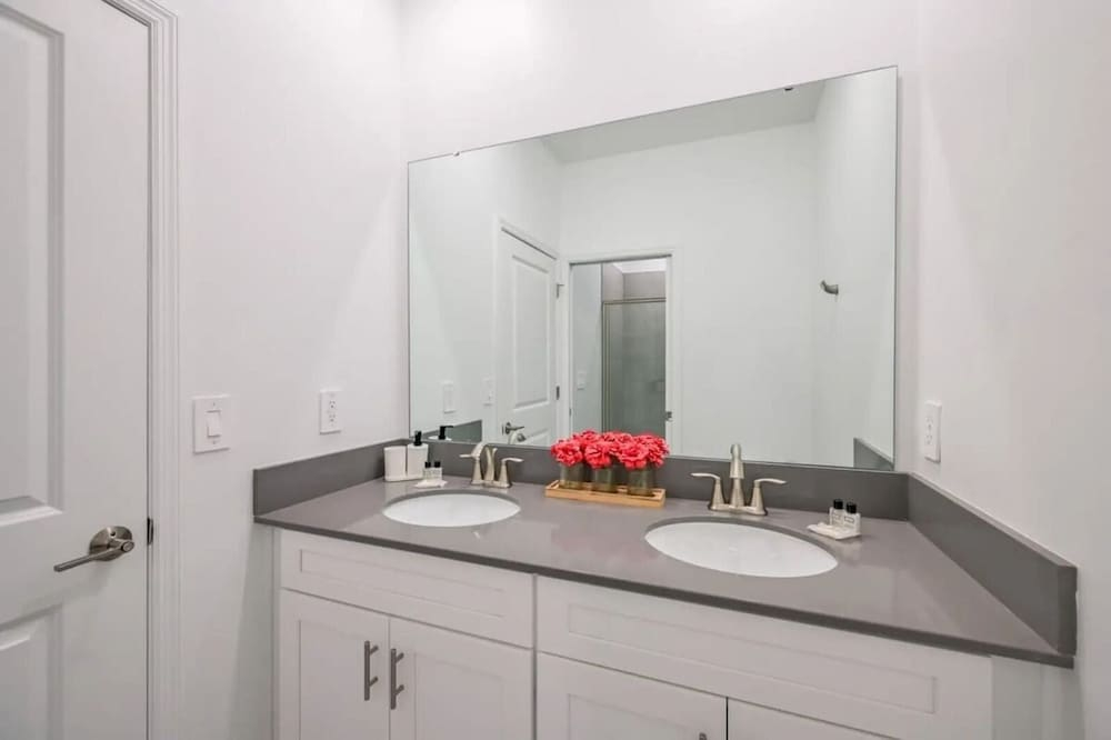 Luxury 5BR Home w/ Private Pool Near Disney