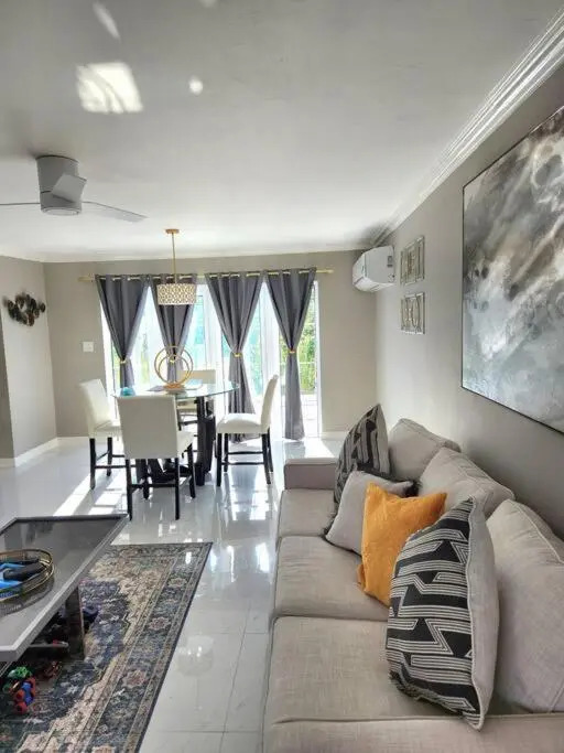 Modern Luxury 2-bedroom 2.5-bathroom townhouse