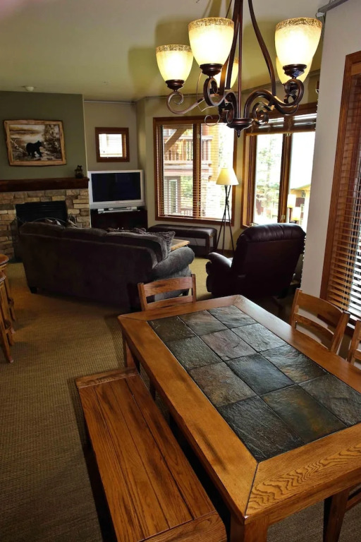 Sunstone Lodge by 101 Great Escapes