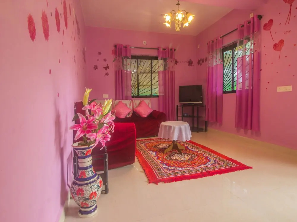 OYO 18261 Home Beachside 2BHK Utorda Beach