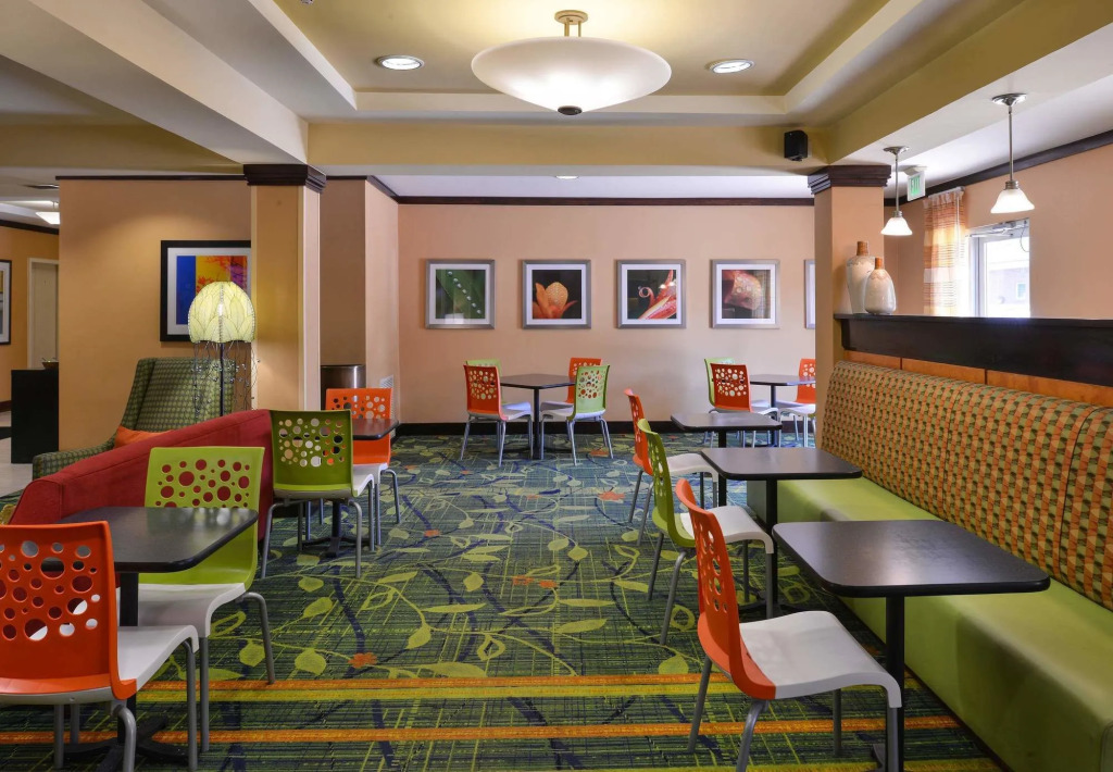 Fairfield Inn and Suites Charleston North/University Area
