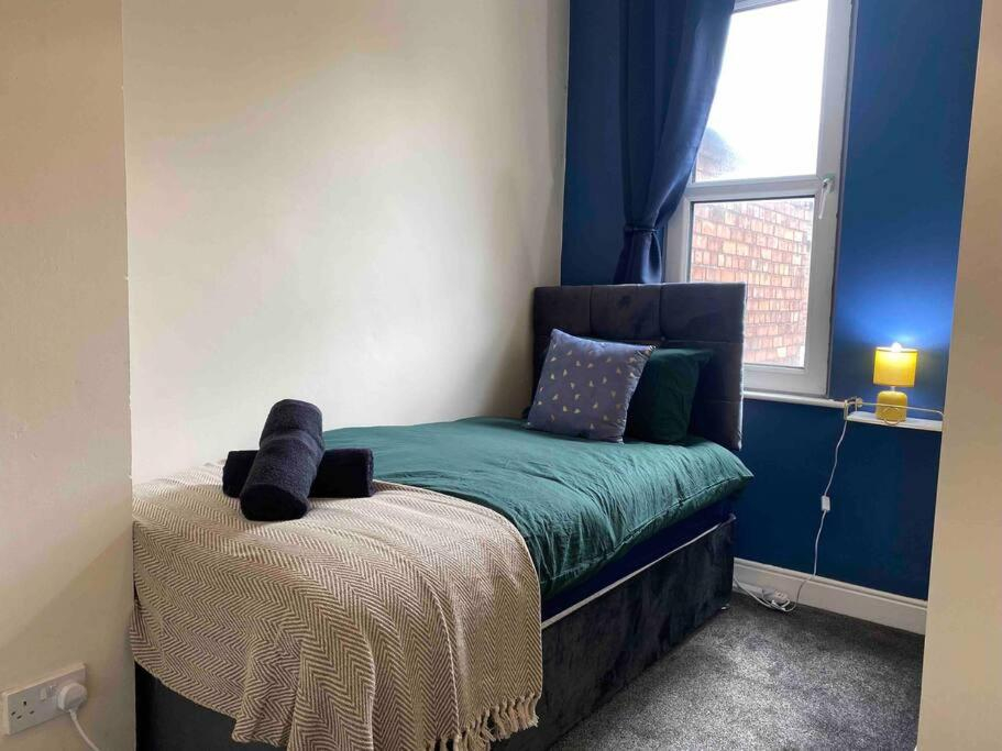 4BR House Popular Ravenhill Road
