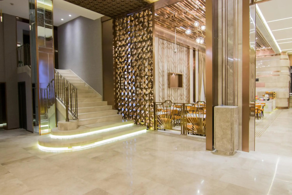 Atour Light Hotel Shanghai Peoples Square Nanjing Road Pedestrian Street