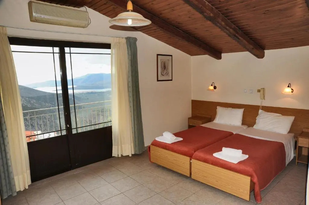 Castri Hotel