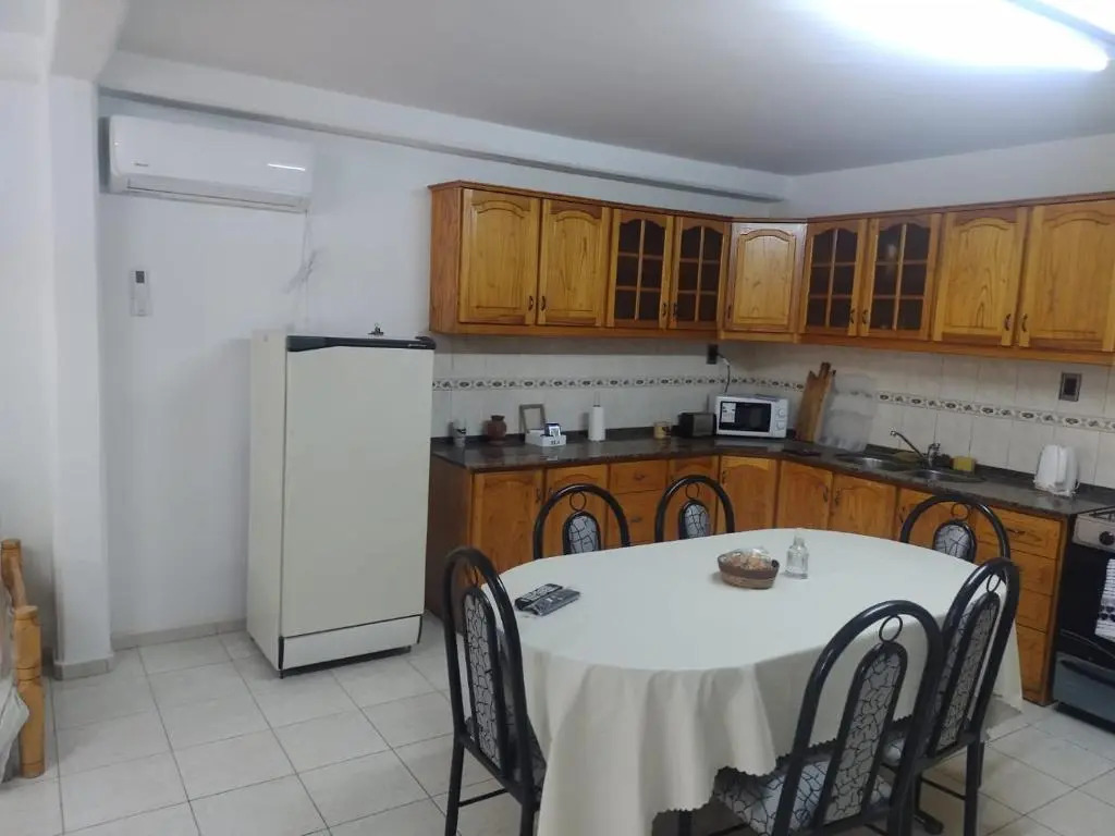 Residencia 3 De Febrero