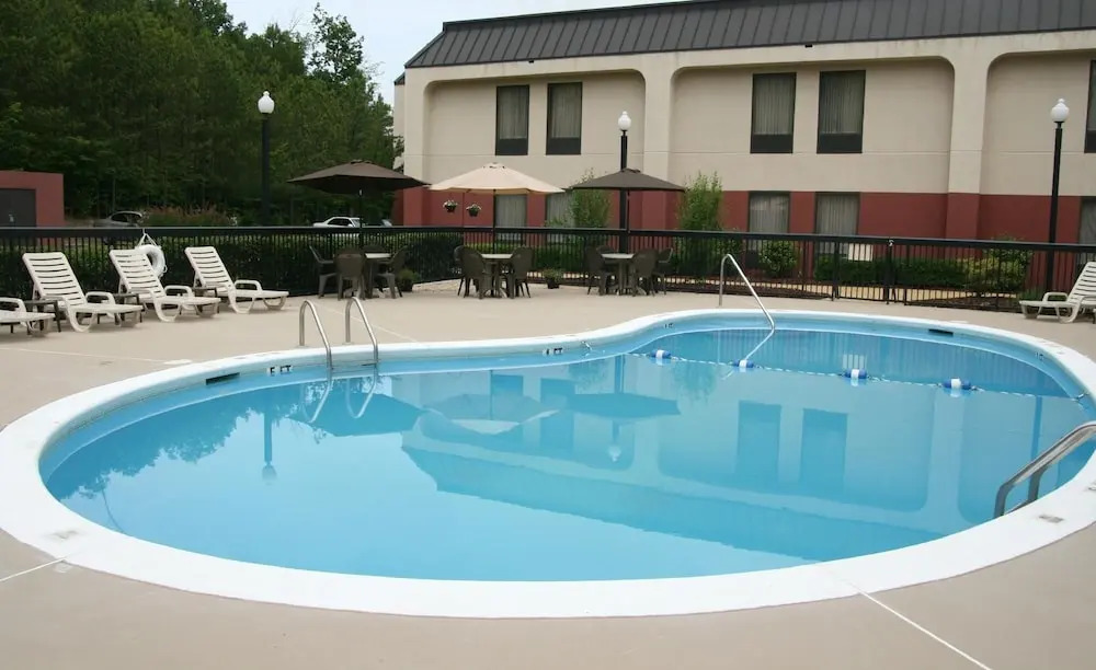 Rome Inn & Suites