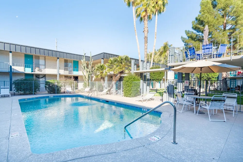WanderJaunt - Old Town Scottsdale Apts
