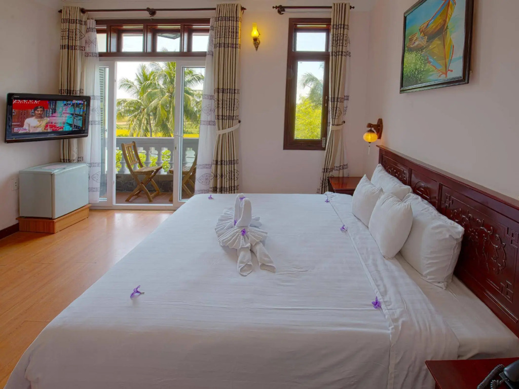 Hoi An Aurora Riverside Hotel and Spa