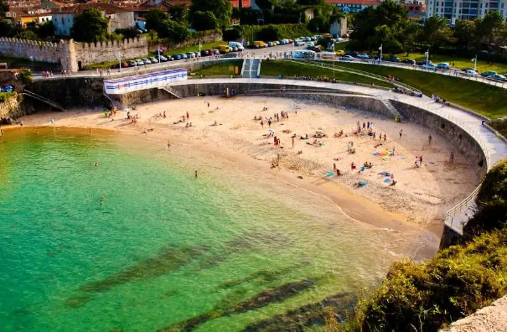 Apartment with 2 Bedrooms in Llanes, with Wifi - 200 M From the Beach