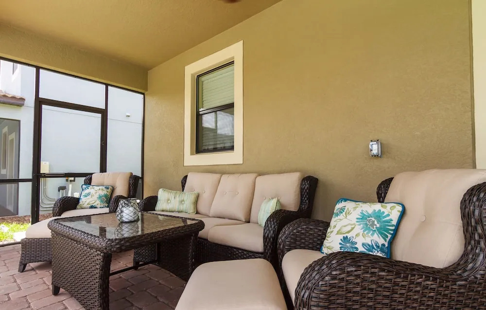 1472rf-the Retreat At Champions Gate 6 Bedroom Home by RedAwning