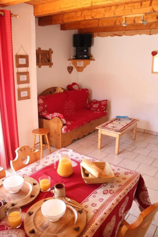 Chalet LES Ancolies - Primevere : 4 Pièces 6 Personnes / 4 Rooms 6 People