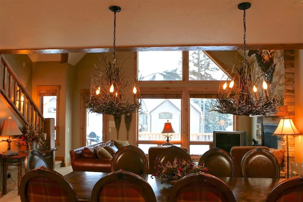 Lakota Antlers 200 5 Bedroom Holiday Home by Winter Park Lodging Company