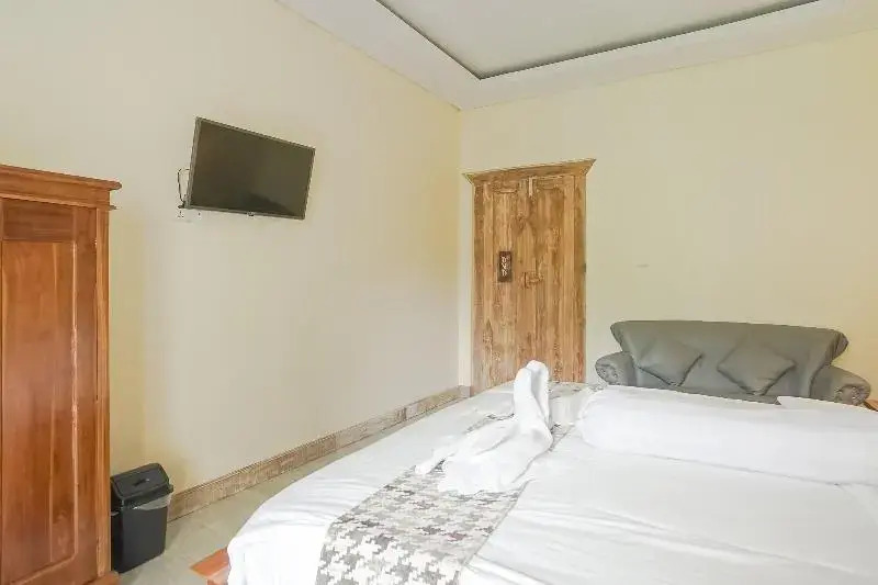 Giri Krisna Guest House