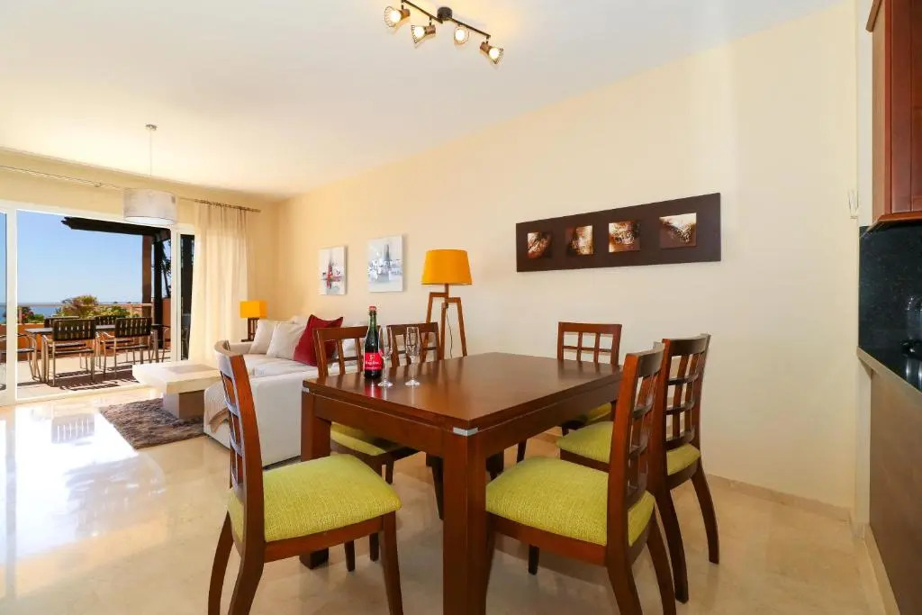 Luxury 2BR Condo B3 by Rafleys, Panoramic Sea Views, 7 mins Walk to the Beach