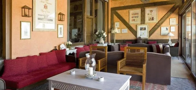 Hotel Pago De Cirsus