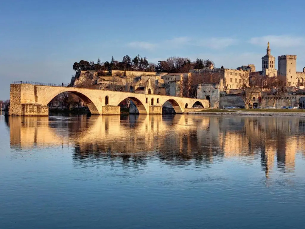 ibis Styles Pont du Gard Route dAvignon