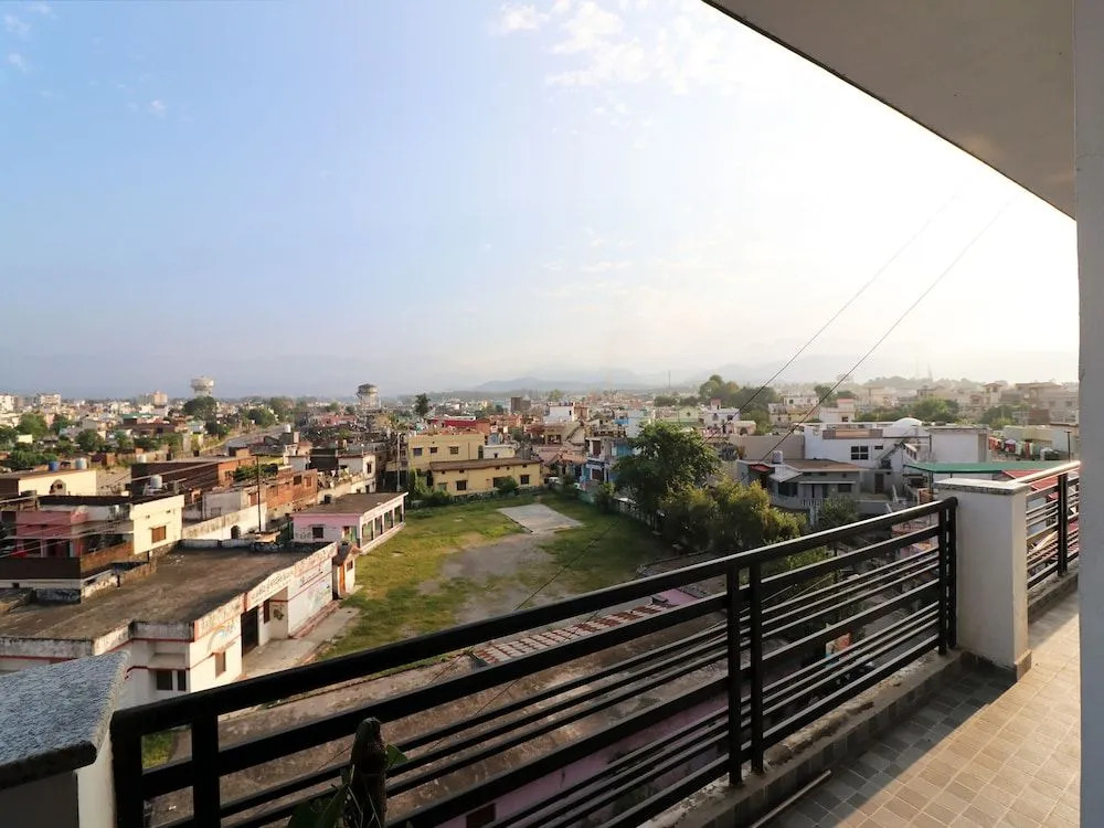 OYO 19123 Sunshine Guest House