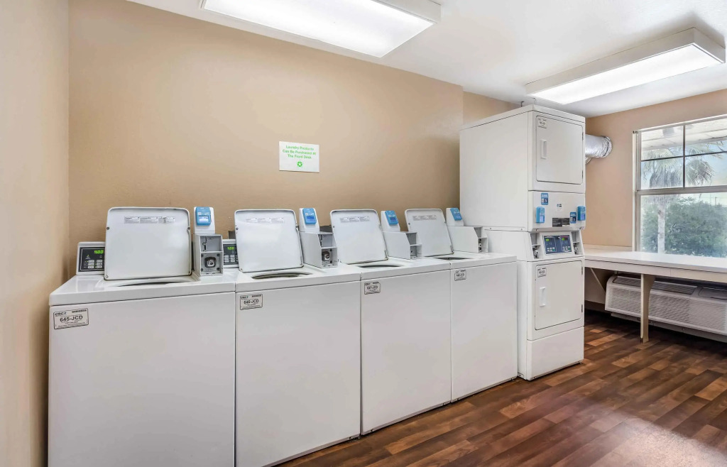 Extended Stay America Suites - Tampa - Airport - N Westshore Blvd