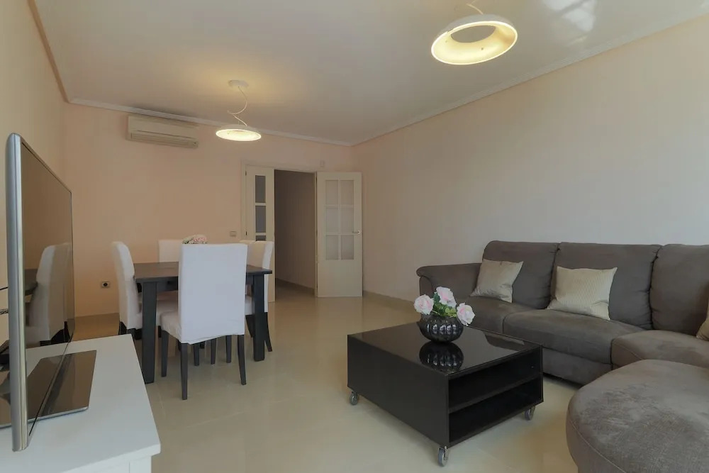 Seafront Malaga Central Apartment